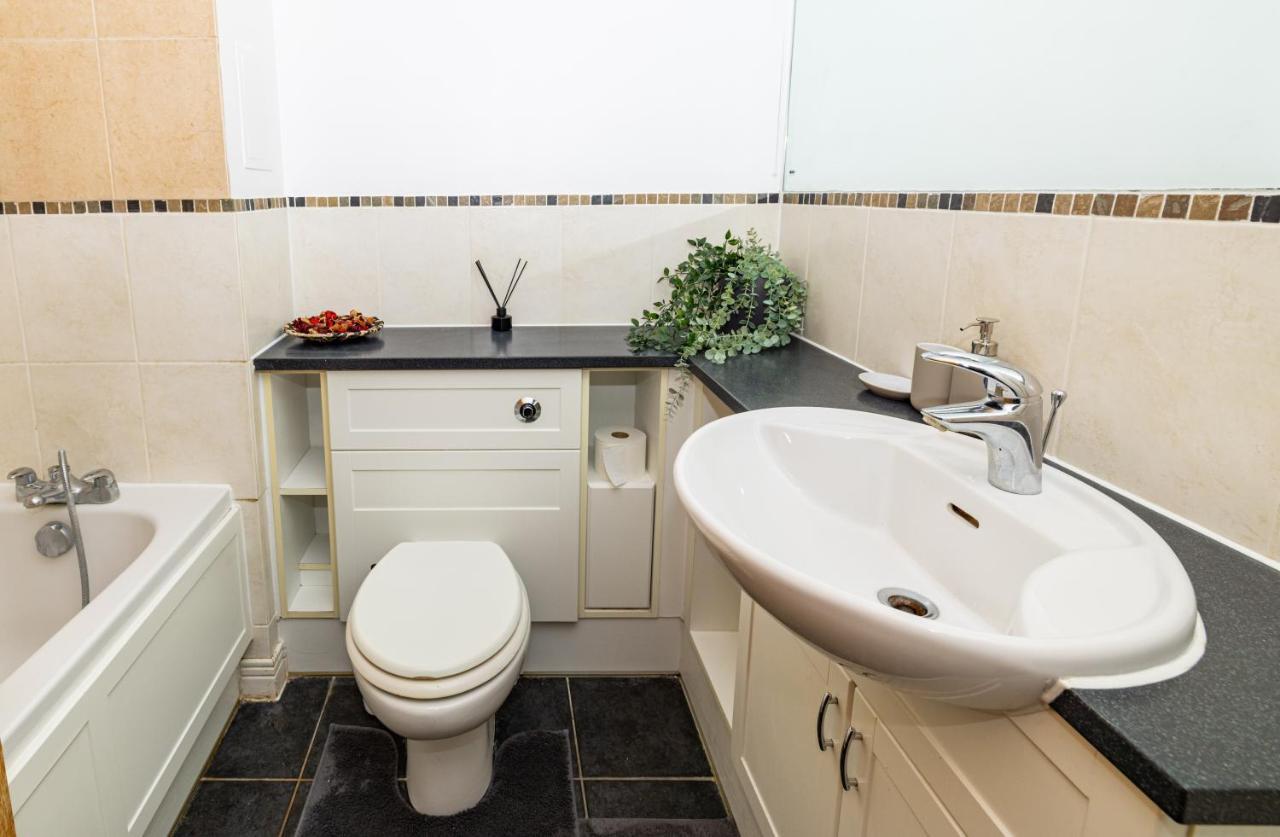 Nice Room Close To City231 Londra Exterior foto